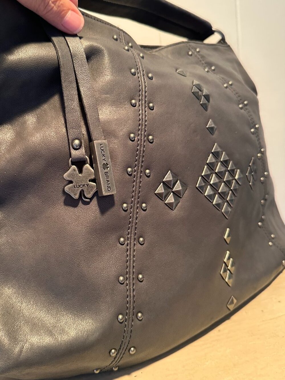 Lucky Brand Grey Hobo with Silver Detail - Picture 4 of 15
